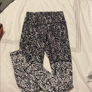 Lulu lemon wunder under